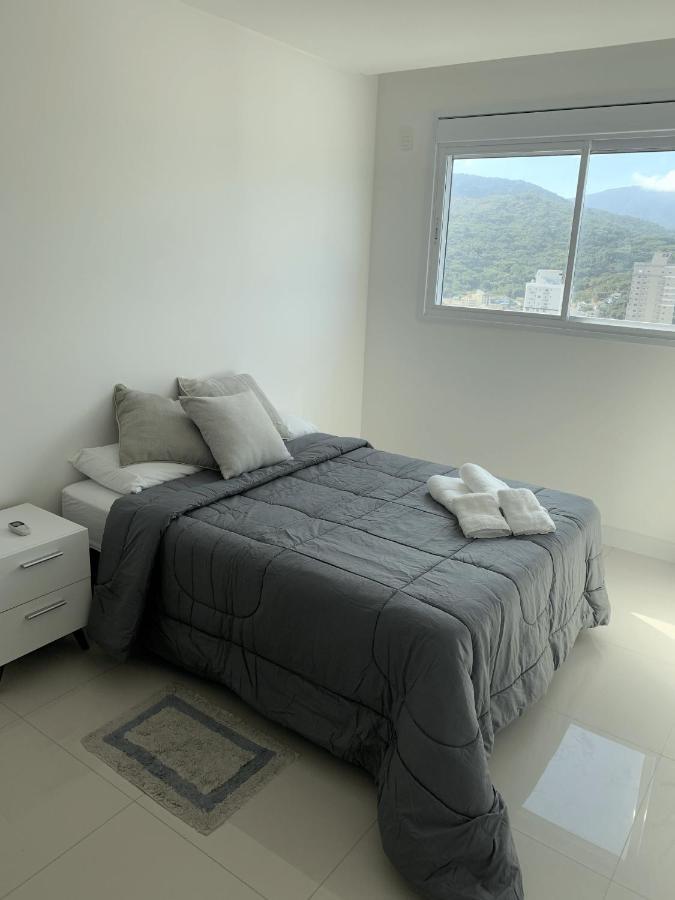 Cobertura Com Belissima Vista Para O Mar E Jacuzzi Itapema Kültér fotó
