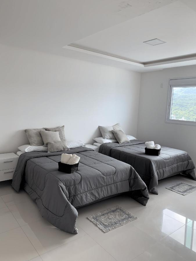 Cobertura Com Belissima Vista Para O Mar E Jacuzzi Itapema Kültér fotó
