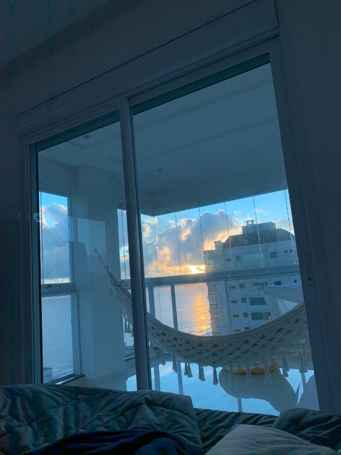 Cobertura Com Belissima Vista Para O Mar E Jacuzzi Itapema Kültér fotó